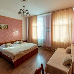 Hotel Democrat on Nekrasova 58