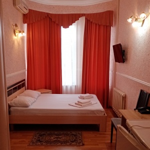 Hotel Molodezhnaya