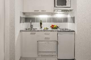 Гостиница Citadines Bastille Gare de Lyon Paris