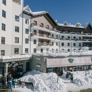 Hotel Riders Lodge