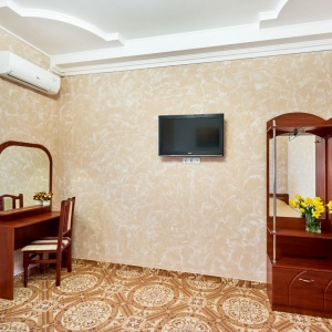 Hotel Miru Mir
