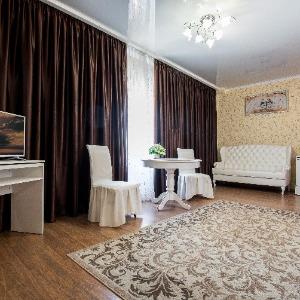 Гостиница Гранд Лион (б. Рица Холл)