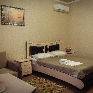 Гостиница Гранд Лион (б. Рица Холл)