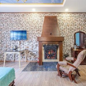 Hotel House on Potapova
