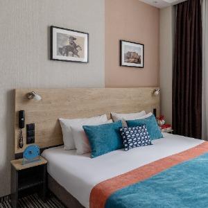 Hotel Station Premier V18