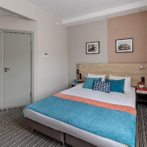 Hotel Station Premier V18
