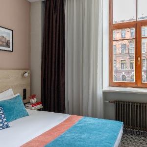 Hotel Station Premier V18
