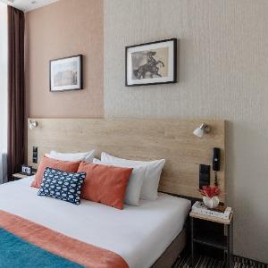 Hotel Station Premier V18