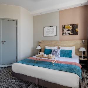 Hotel Station Premier V18