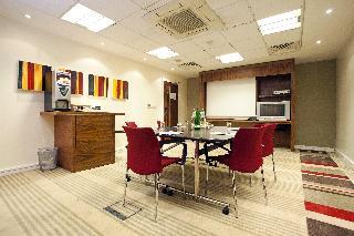 Гостиница Holiday Inn Express Croydon
