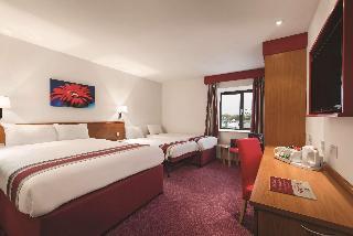 Hotel Ramada by Wyndham Cambridge