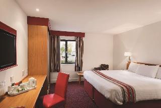 Hotel Ramada by Wyndham Cambridge