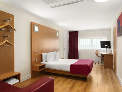 Hotel Ramada Encore By Wyndham Doncaster Apt