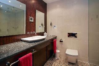 Best Western Plus Pastures Hotel