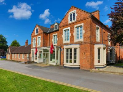 Гостиница Muthu Clumber Park Hotel and Spa