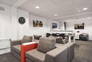 Гостиница Days Inn by Wyndham Watford Gap