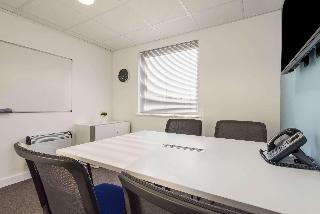 Гостиница Days Inn by Wyndham Watford Gap