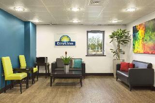 Гостиница Ramada by Wyndham Cobham