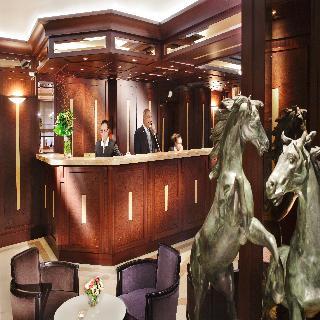Гостиница Splendid Etoile