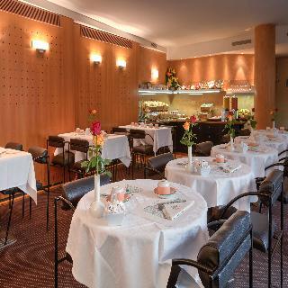 Hotel Opera Cadet