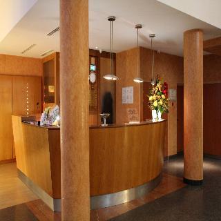 Hotel Opera Cadet