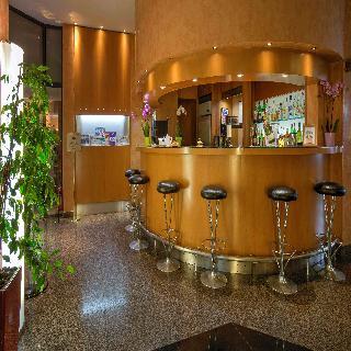 Hotel Opera Cadet