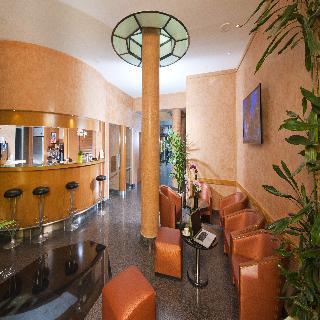 Hotel Opera Cadet