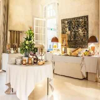 Hotel Cloitre Saint Louis
