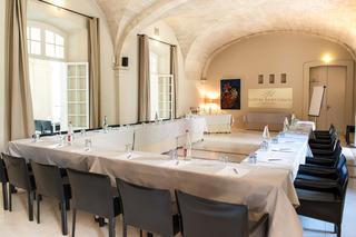 Hotel Cloitre Saint Louis