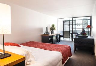 Hotel Cloitre Saint Louis