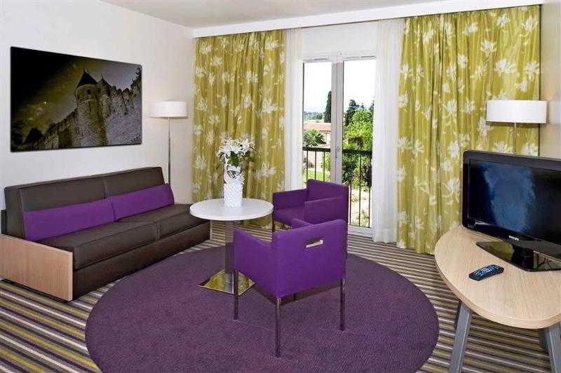 Гостиница Hotel Mercure Carcassonne La Cite