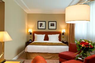 Гостиница Warwick Paris