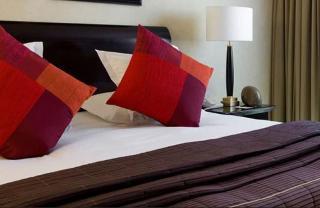Гостиница Warwick Paris