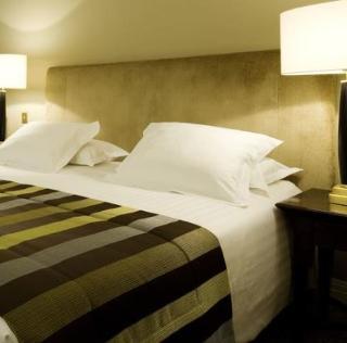 Гостиница Warwick Paris