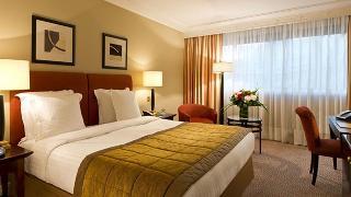 Гостиница Warwick Paris