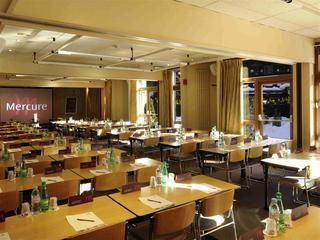 Гостиница Hotel Mercure Chamonix Centre