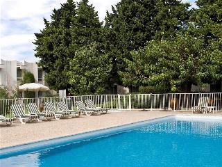 Hotel ibis Styles Avignon Sud