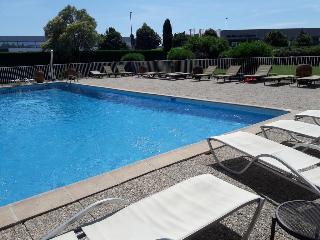 Hotel ibis Styles Avignon Sud