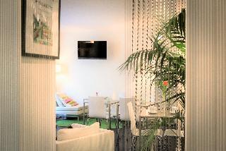 Hotel Glasgow Monceau by Patrick Hayat