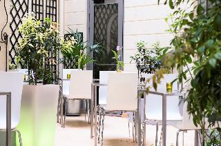 Hotel Glasgow Monceau by Patrick Hayat