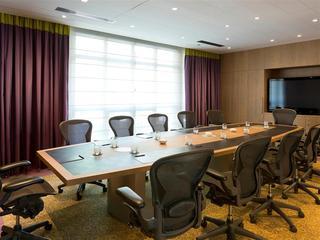 Гостиница Sofitel Strasbourg Grande Ile