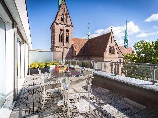 Гостиница Sofitel Strasbourg Grande Ile