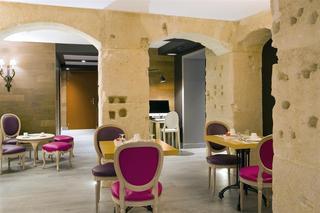 Гостиница Marais Grands Boulevards