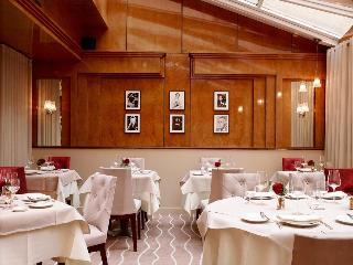 Hotel De Vigny