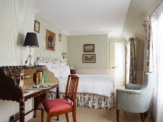 Hotel De Vigny