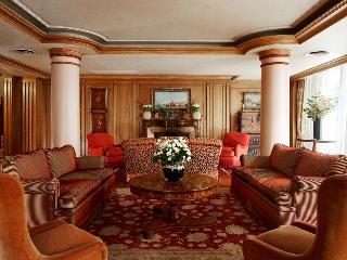 Hotel De Vigny