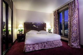 The Hotel du Collectionneur Arc de Triomphe Paris