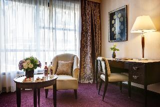 The Hotel du Collectionneur Arc de Triomphe Paris