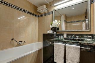 The Hotel du Collectionneur Arc de Triomphe Paris