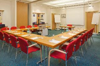 Гостиница Holiday Inn Express Arras